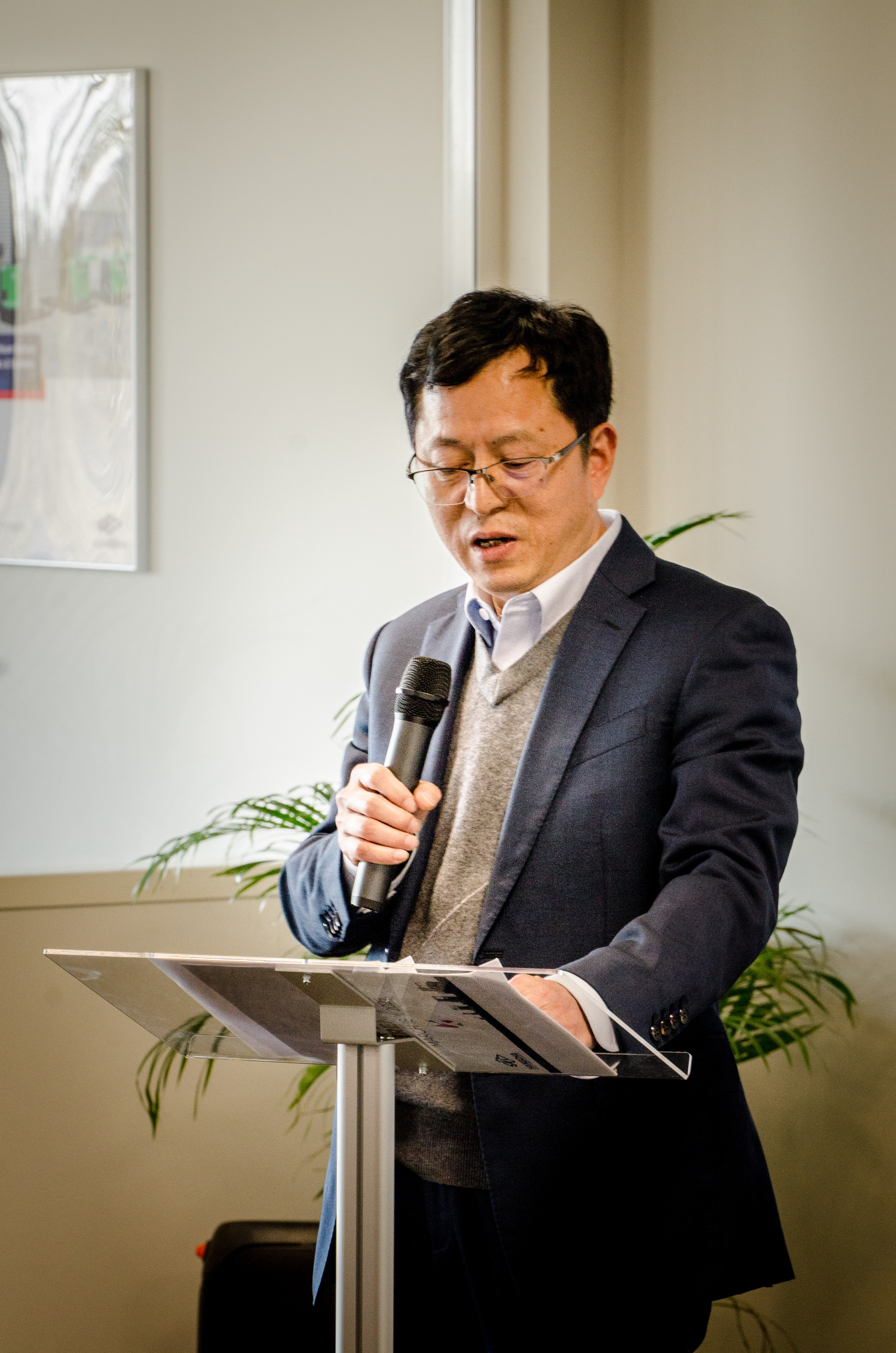 2. U8国际集团总会计师章淑通.jpg
